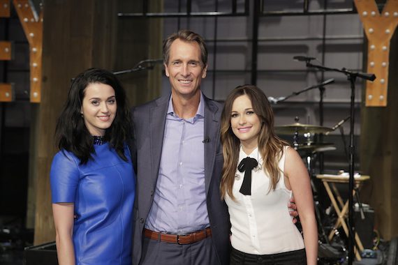 Pictured (L-R): Katy Perry, Cris Collinsworth, Kacey Musgraves