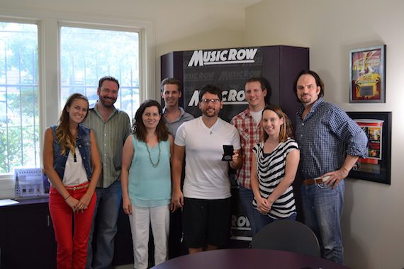 Back row: ??'s ??, MusicRow's Eric Parker, MusicRow's Troy Stephenson and Sherod Robertson. Front row: MusicRow's Kelsey Grady and Sarah Skates, songwriter Chris DeStefano, MusicRow's Jessica Nicholson