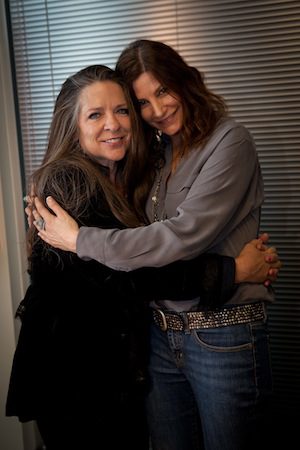 Pictured (L-R): Rounder recording artist Carlene Carter and Rounder Vice President of A&R Tracy Gerson. Photo: Stacie Huckeba