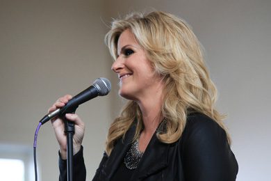 RCA Nashville’s Trisha Yearwood performing new music and hits at tonight’s (Aug. 19) event in Nashville. Photo: Bev Moser