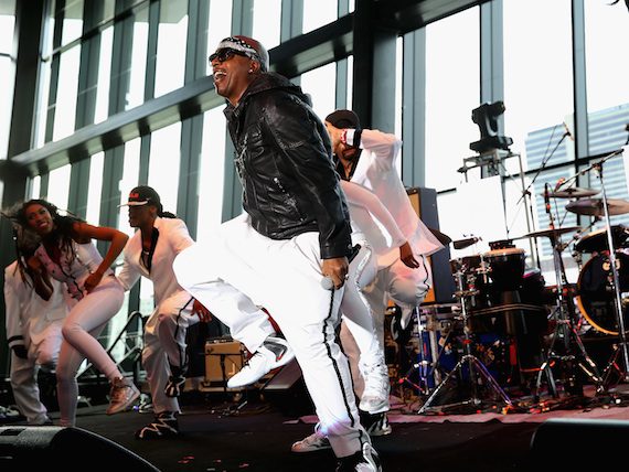 MC Hammer at Sunday's Tailgate Party Photo Credit: Getty Images