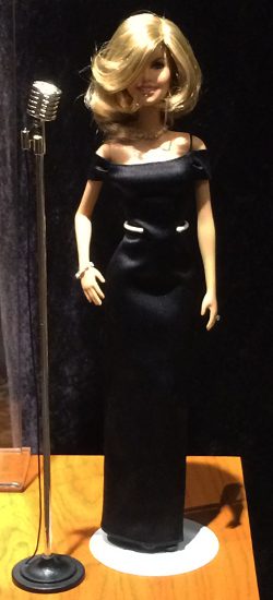 Trisha Yearwood Matel Barbie. 