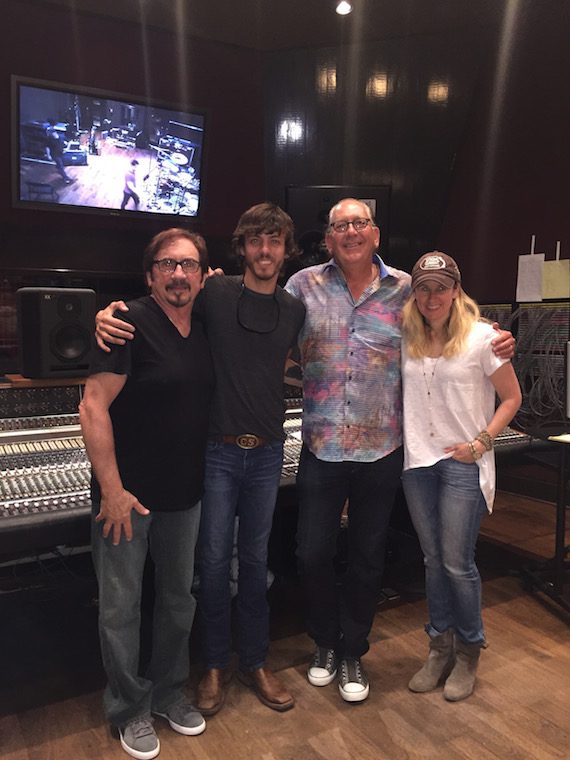 Producer Byron Gallimore, Chris Janson, President & CEO of WMN John Esposito and VP A&R, Cris Lacy 
