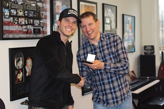 Pictured (L-R): Granger Smith; Troy Stephenson, MusicRow Chart Director. Photo: Molly Hannula