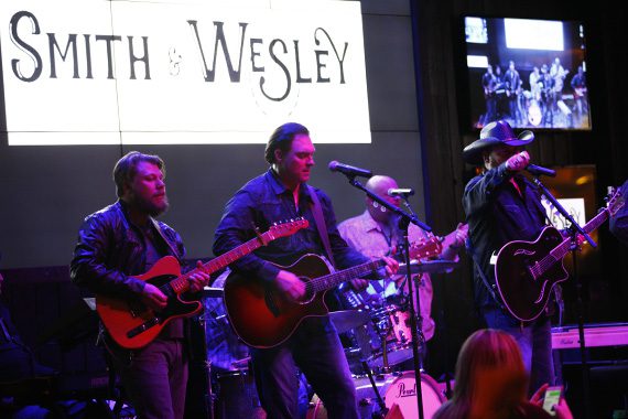 Smith & Wesley performed at the Omni Nashville's Bar Lines on Tues., Feb. 9. Photo: Sara Kauss