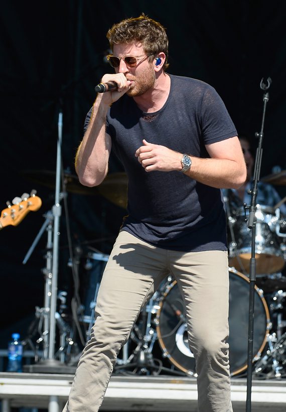 "LAS VEGAS, NEVADA - APRIL 03: Singer Brett Eldredge performs onstage during the 4th ACM Party For A Cause Festival at the Las Vegas Festival Grounds on April 3, 2016 in Las Vegas, Nevada. (Photo by Bryan Steffy/Getty Images for ACM)"