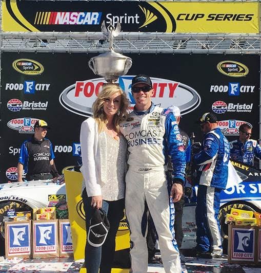 Clare Dunn with Food City 500 winner Carl Edwards. Photo: Red Light Management 