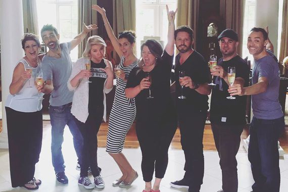 "Here we go, Atlantic Records! Cheers!." Photo: Kelly Clarkson Facebook