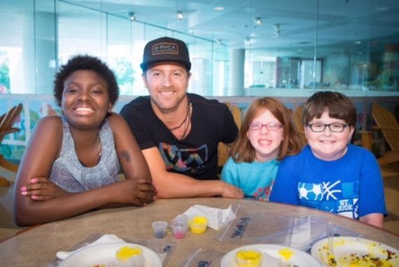 Kip Moore with Tyler, a patient at St. Jude Children's Research Hospital 