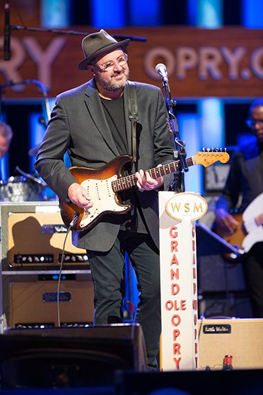 Vince Gill celebrates 25th Anniversary as member of Grand Ole Opry Saturday night.