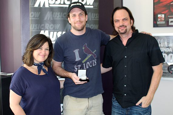 Pictured (L-R): Carla Wallace, Abe Stoklasa and MusicRow Owner/Publisher Sherod Robertson. Photo: Molly Hannula