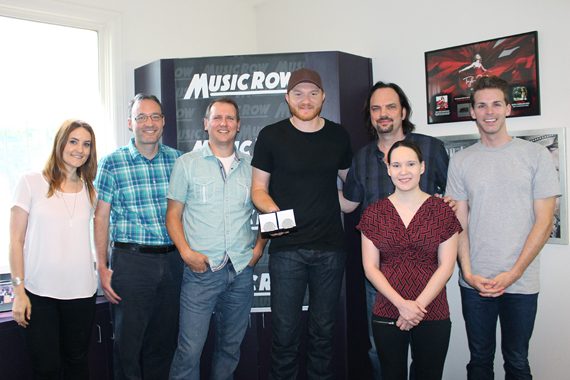 Pictured (L-R): MusicRow's Molly Hannula, Craig Shelburne and Troy Stephenson; Eric Paslay; MusicRow's Sherod Robertson, Eric Parker, and Jessica Nicholson
