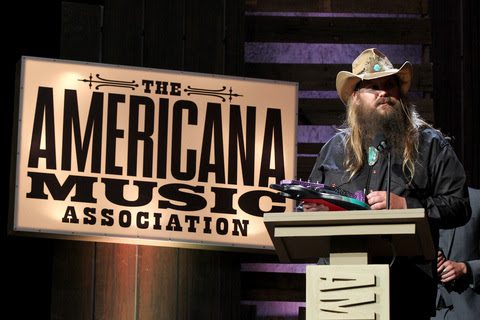 Chris Stapleton accept Artist of the Year. Photo: Getty Images