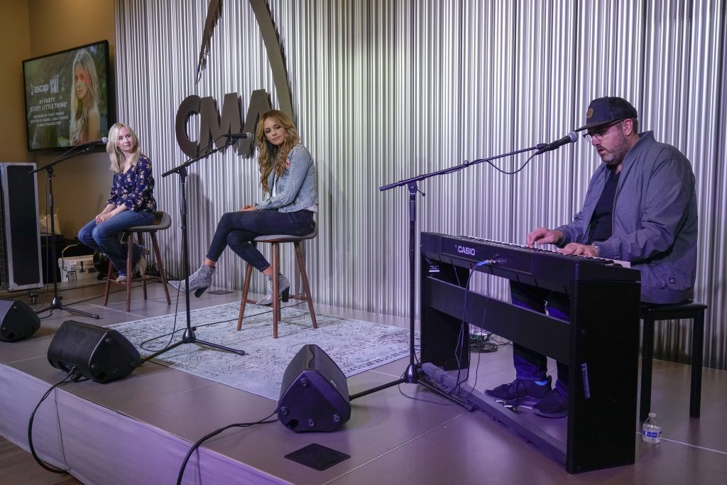 Carly Pearce Goes Live With Every Little Thing [Watch]