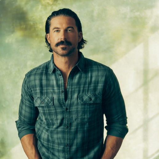 DISClaimer Single Reviews: Riley Green Is 'Intensely Moving' - MusicRow.com