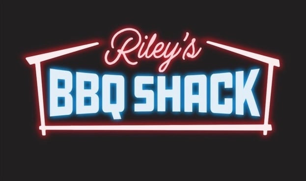Riley Green Opens Riley's BBQ Shack At Losers & Duck Blind