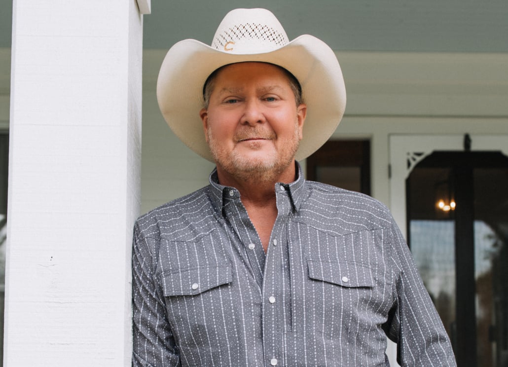 Tracy Lawrence To Celebrate 20th Anniversary Of Mission: Possible Turkey Fry In November