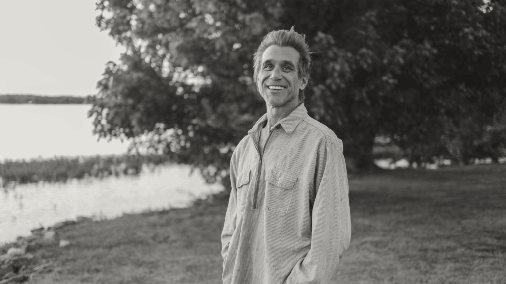 Americana Music Mainstay Todd Snider Passes