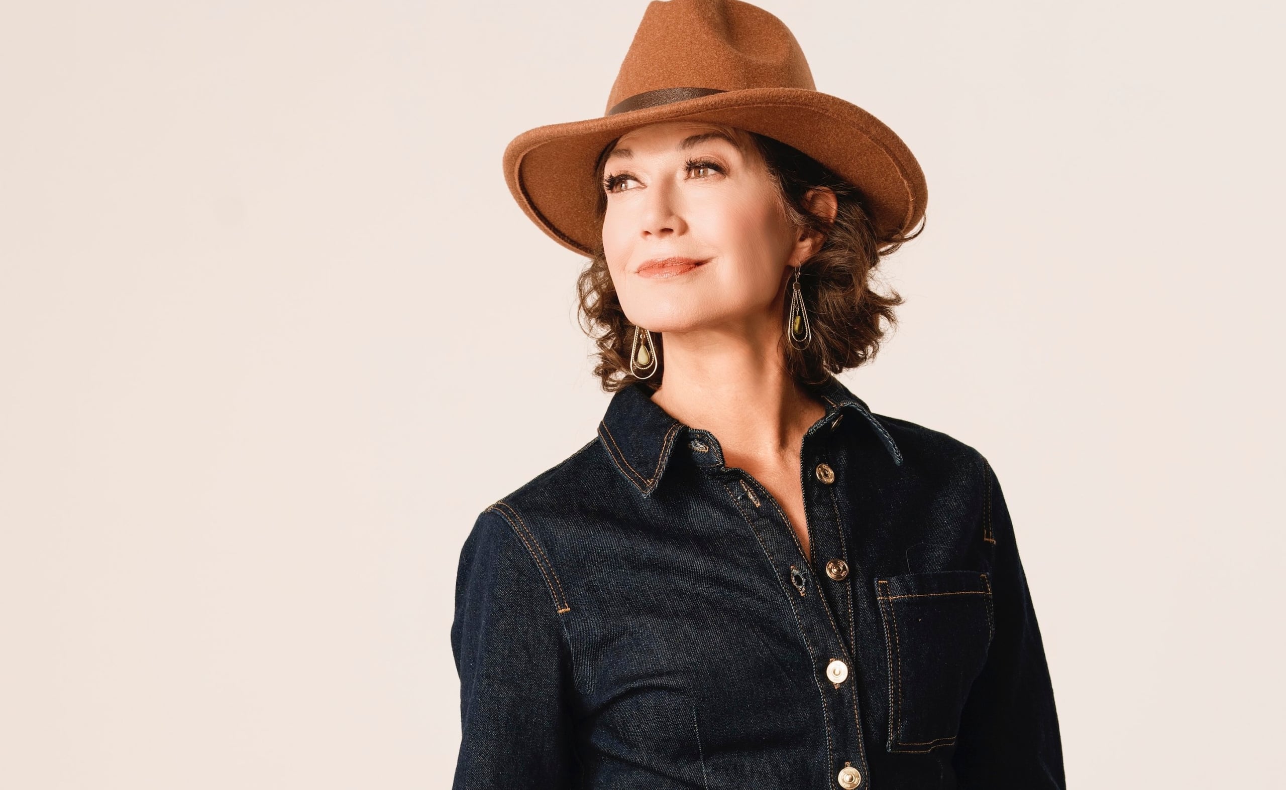 Amy Grant Releases New Album Thirty Tigers Legacy and Availability