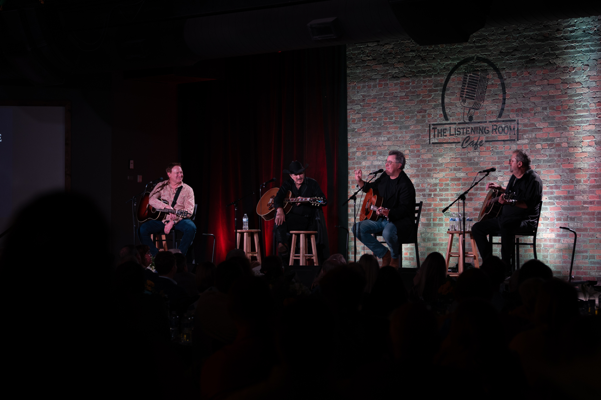 Kix Brooks, Vince Gill & More Help Raise Funds &