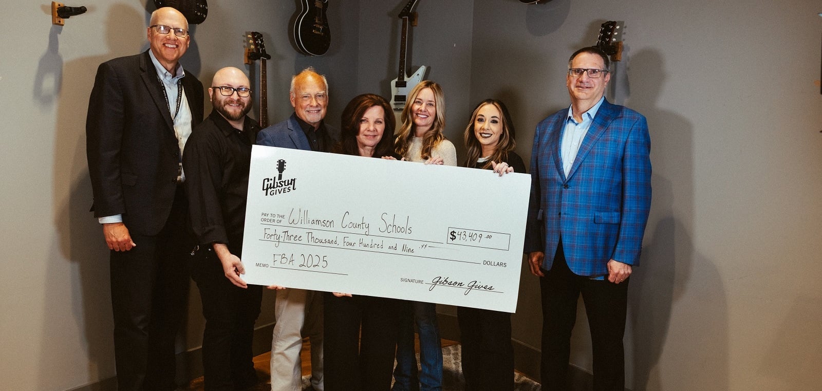Industry Ink: Gibson Gives, Paul Cauthen, Restless Road, The Kentucky Gentlemen