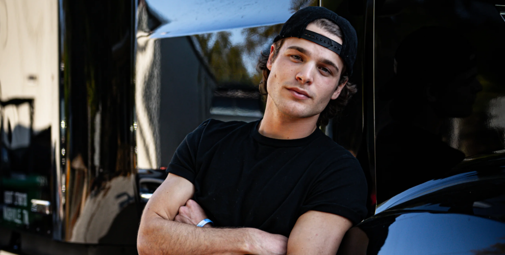 Max McNown To Hit The Road On ‘The Summer Vacation Tour’