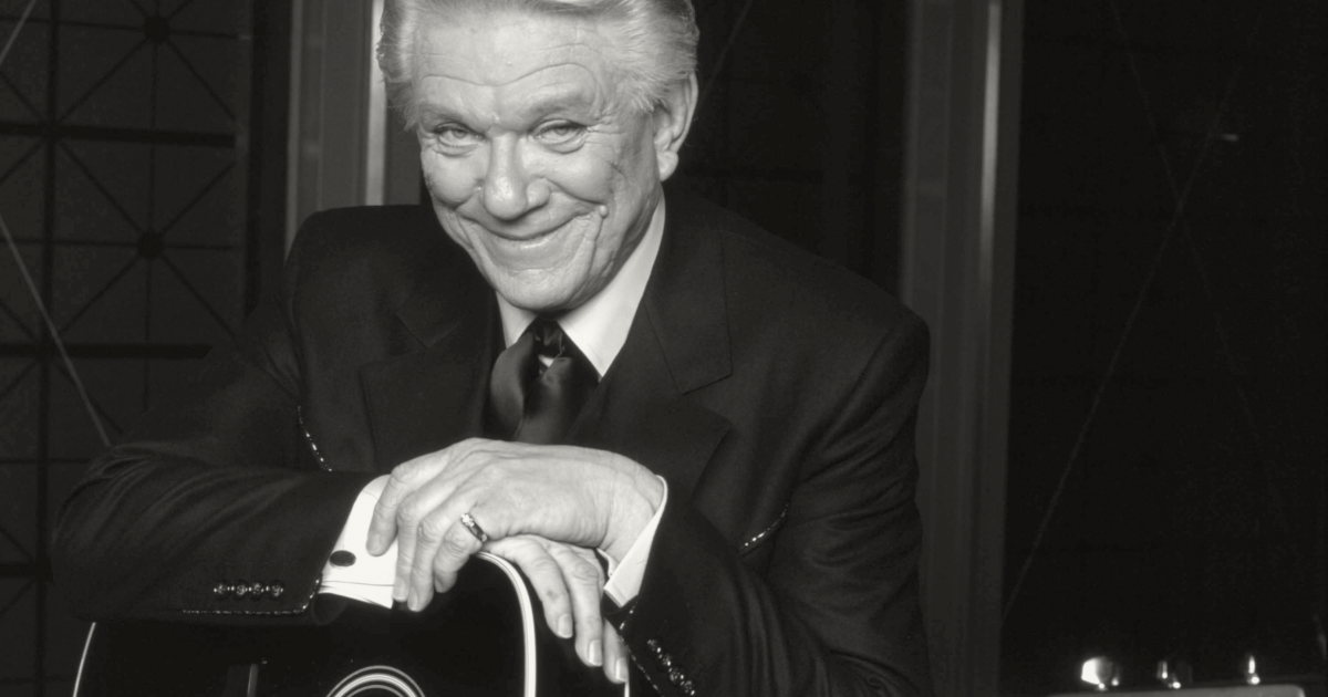 Canadian Country Legend Tommy Hunter Passes